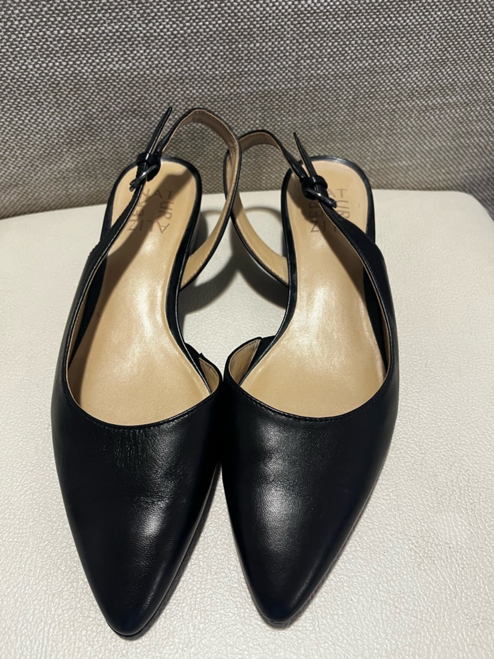 Naturalizer Banks Black Pointed-Toe Slingback Low Heel Mules Size 6.5 - Picture 4 of 9